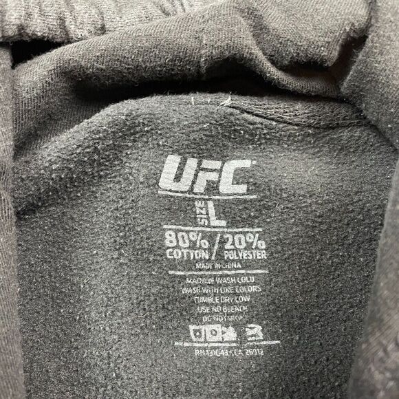 UFC Hoodie Mens Large Black MMA Fighting Fleece Sweatshirt Zip - Picture 3 of 9